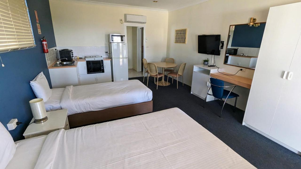 Armidale Inn Екстериор снимка