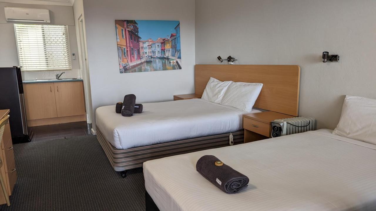Armidale Inn Екстериор снимка